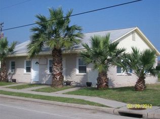 130 Cherry St, Freeport, TX 77541