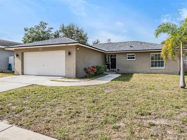 3359 Carriage Dr, Palm Harbor, FL 34684