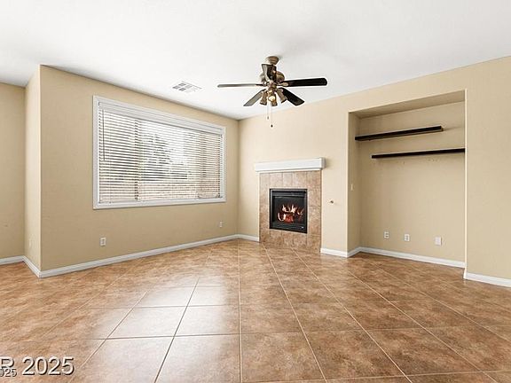 3rd image of 11925 Luna Del Mar Ln