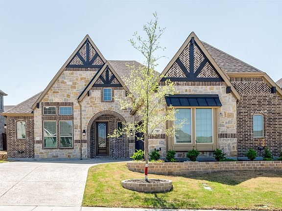 2nd image of 507 Montrose Dr