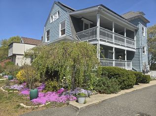173 Hazel St, Lincoln, RI 02865