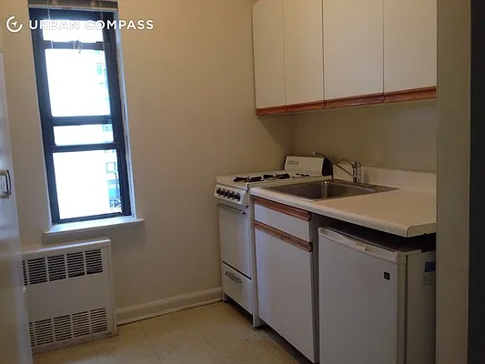 Rented by Compass | media 38