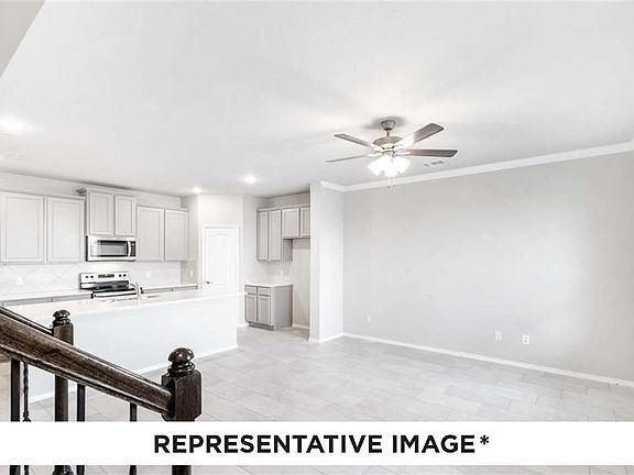 3rd image of 3513 Brentwood Dr