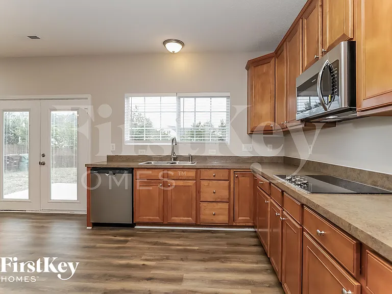 3740 Cottesmore Dr — Photo 9
