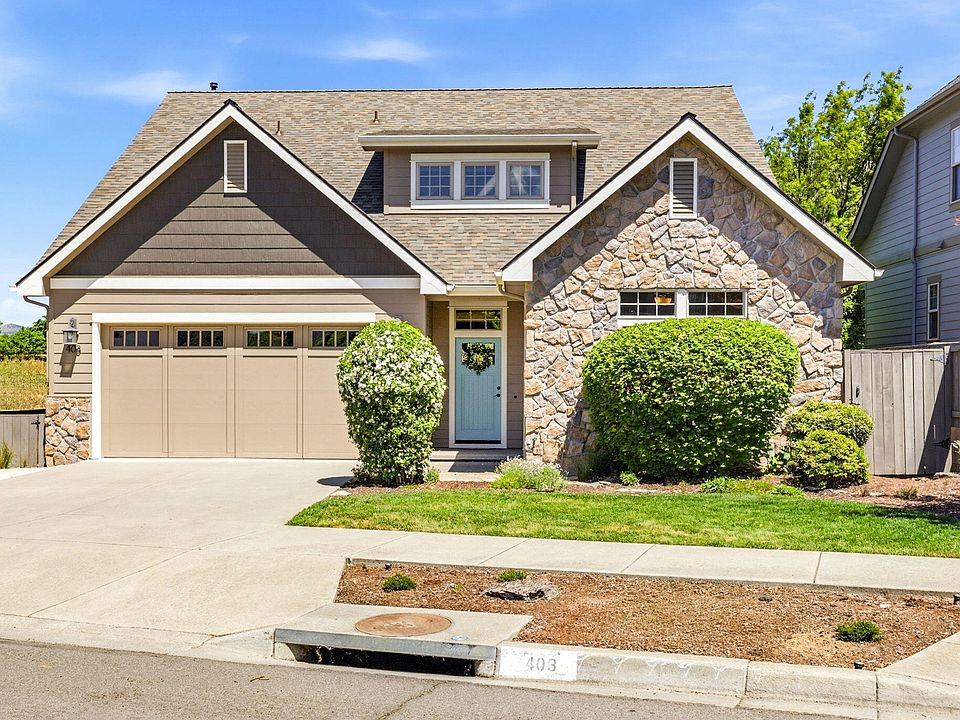 1st image of 403 Briscoe Pl