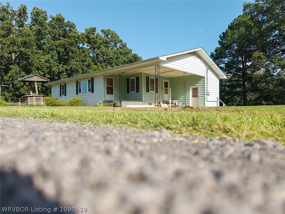 1st image of 15 Walker Rd
