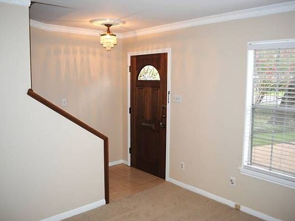 3rd image of 3986 Far West Blvd