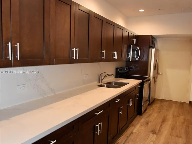 801 Brickell Key Blvd #1209 — Photo 40