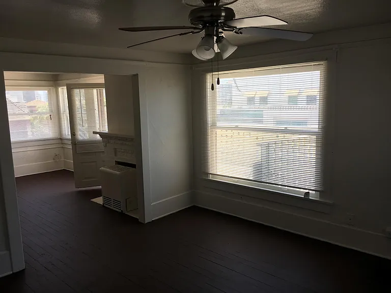 1915 4th Ave #9 — Photo 8
