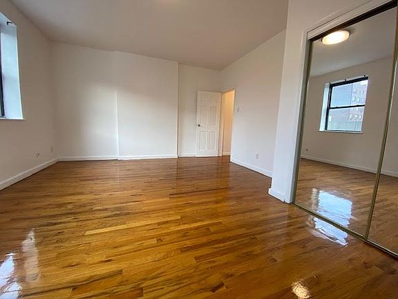 5th image of 486 Dekalb Ave APT 1