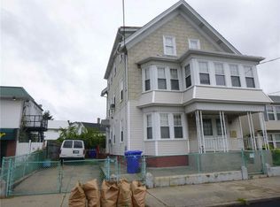 66 Japonica St, Pawtucket, RI 02860