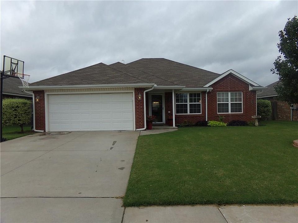 1st image of 4708 Wagner Lake Dr