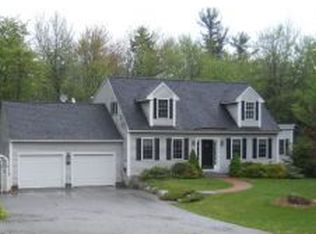 74 Queenswood Rd, New London, NH 03257
