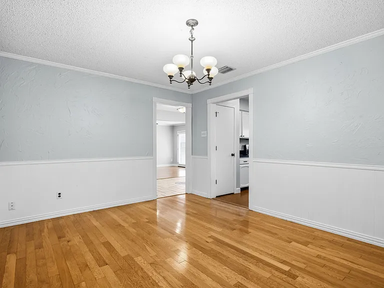 9351 Highedge Cir — Photo 14