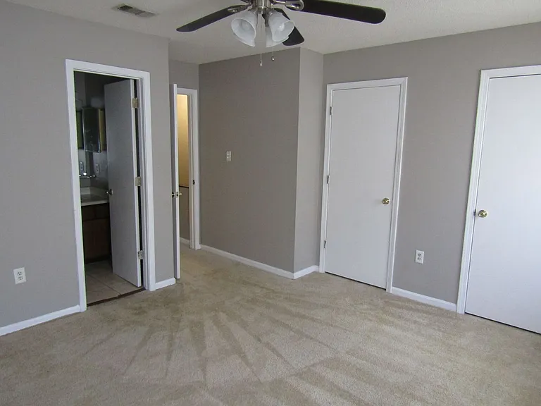 1100 Pineland Ave #4D — Photo 13