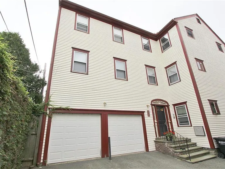 31 1/2 Franklin St #2 — Photo 25