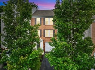 317 Murrays Ln, Pittsburgh, PA 15234