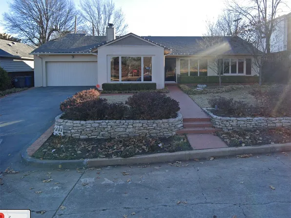 2221 S Rockford Ave, Tulsa, OK 74114