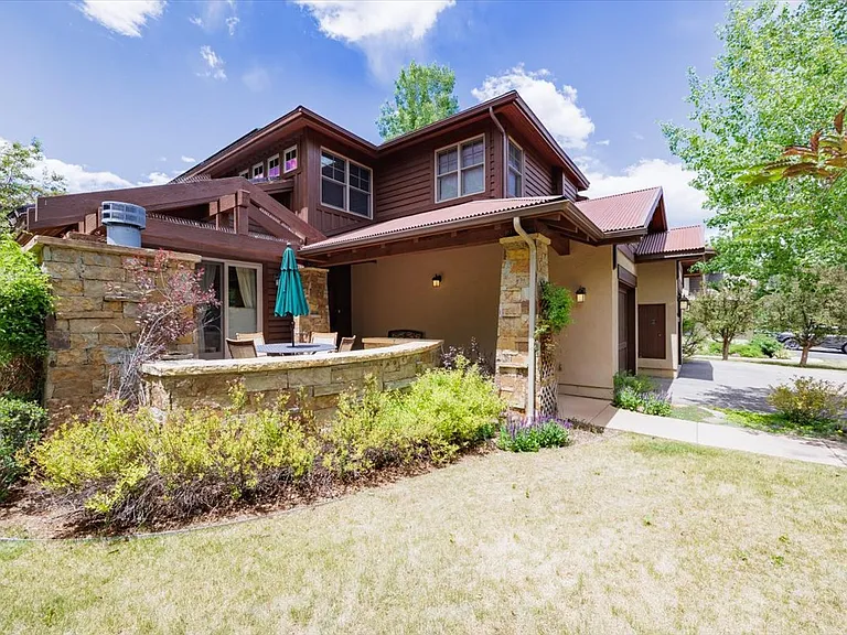 89 Heritage Park Pl — Photo 12
