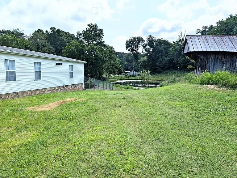 1055 Gunter Corner Rd — Photo 37