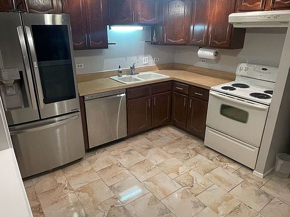 3rd image of 9078 W Heathwood Dr APT 2A