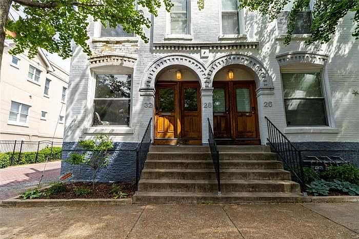 1st image of 32 N Boyle Ave