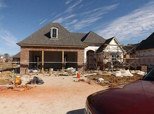 4423 Lake Crest Dr, Lake Charles, LA 70607
