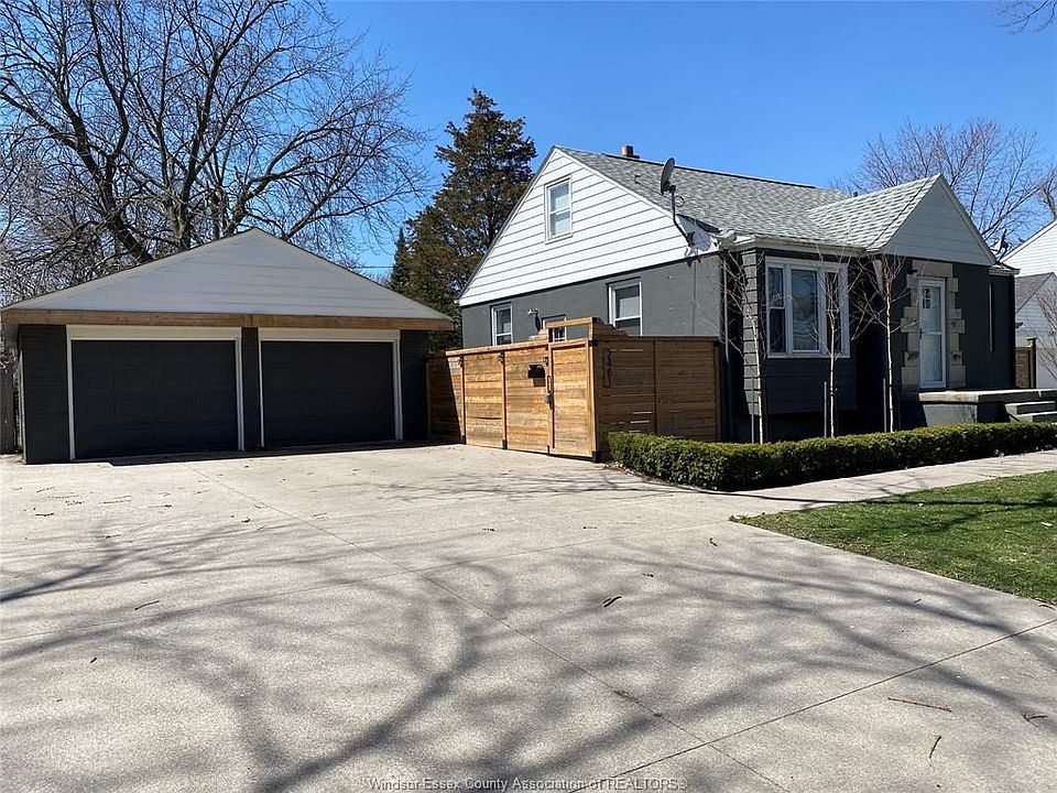 1st image of 2481 Buckingham Dr