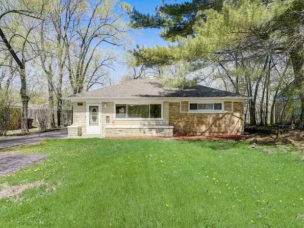 10 Monee Rd, Park Forest, IL 60466