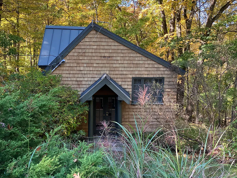 302 Old Branchville Rd #302A