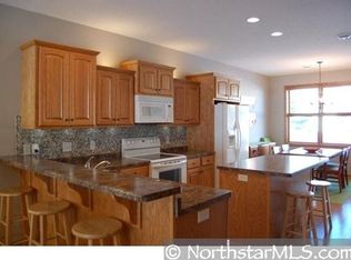 789 Parkside Ln NE, Columbia Heights, MN 55421