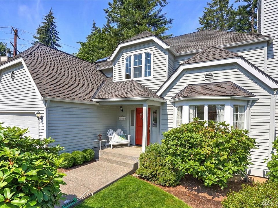 Welcome home to Forest Estates and this charming, light-filled 4 bedroom, 3 bathroom home. Enter the formal living room featurin