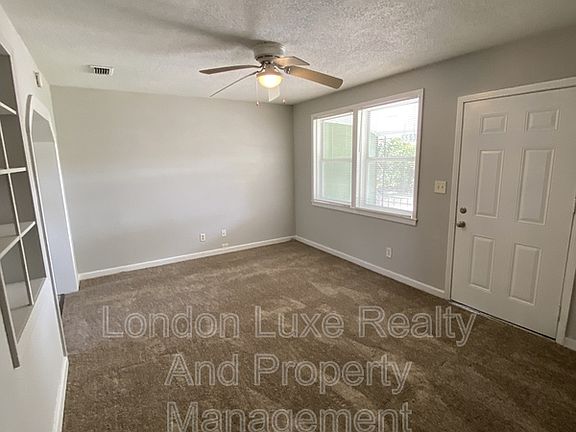 3rd image of 5503 Royce Ave