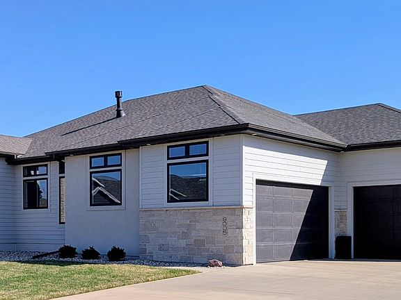 2nd image of 9005 W Dragonfly Dr