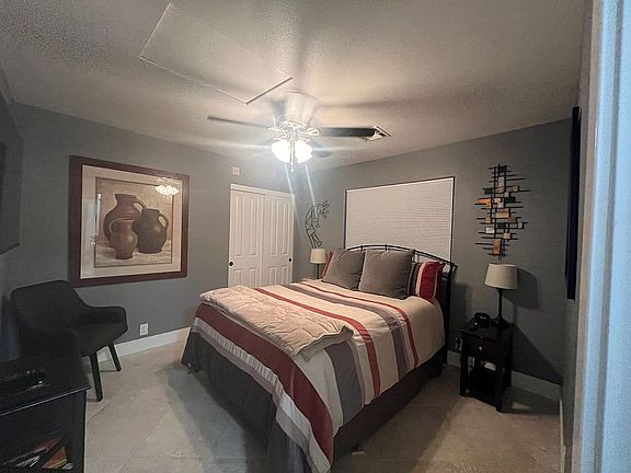2nd image of 54830 Avenida Juarez