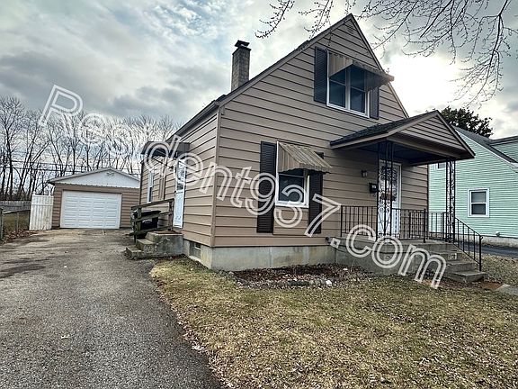 2nd image of 1934 Farmside Dr
