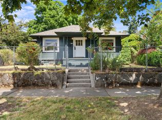 1005 NE Jarrett St, Portland, OR 97211