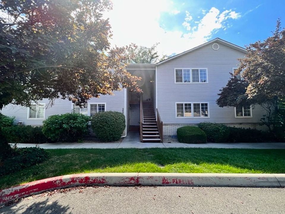 1st image of 3007 W Alpine St #834-201