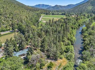 13587 Highway 238, Applegate, OR 97530