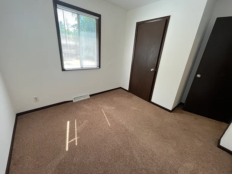 2524 Plymouth Rock Ave — Photo 12
