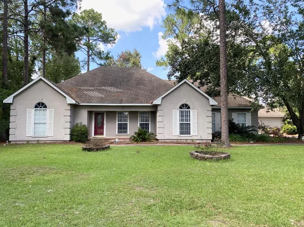 1621 Moore St, Adel, GA 31620