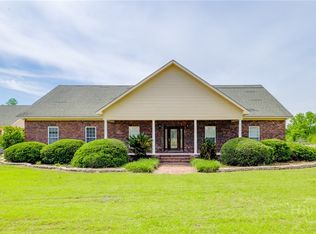 205 Thompson Rd, Springfield, GA 31329