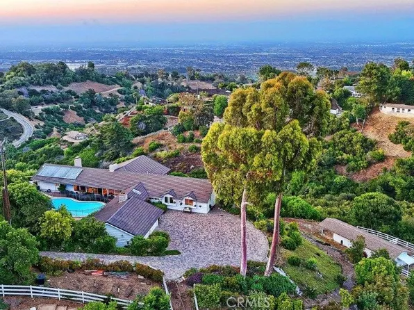 9 Reata Ln, Rolling Hills, CA 90274