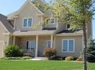 N37W7599 Greystone Ct, Cedarburg, WI 53012