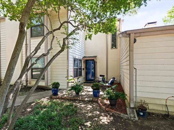 13808 Brookgreen Dr, Dallas, TX 75240