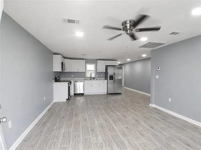 1241 Central Ave — Photo 2