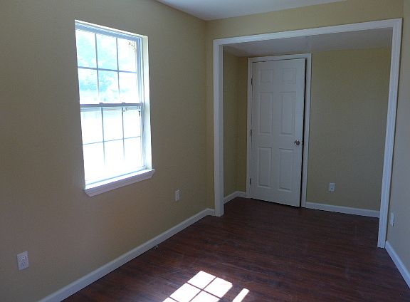 3rd image of 330 E Central Ave