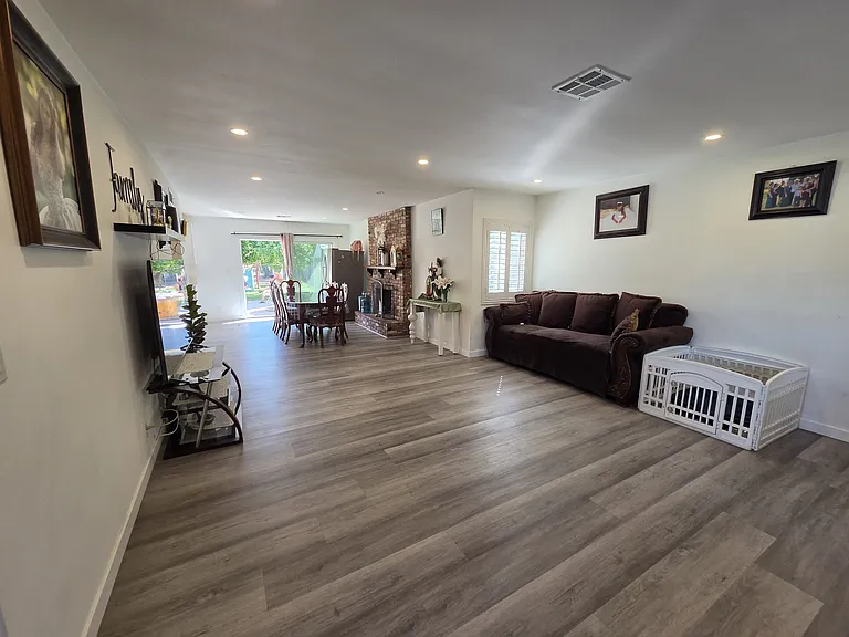 13166 Phillippi Ave — Photo 9