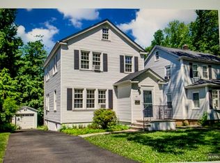 23 Jewett Ave, Tenafly, NJ 07670