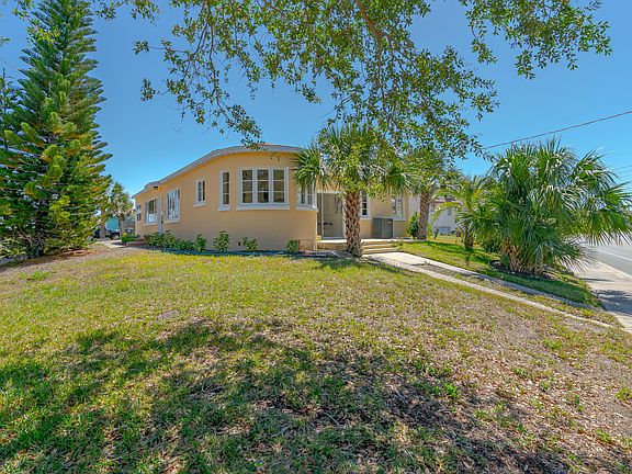 3rd image of 300 Revilo Blvd